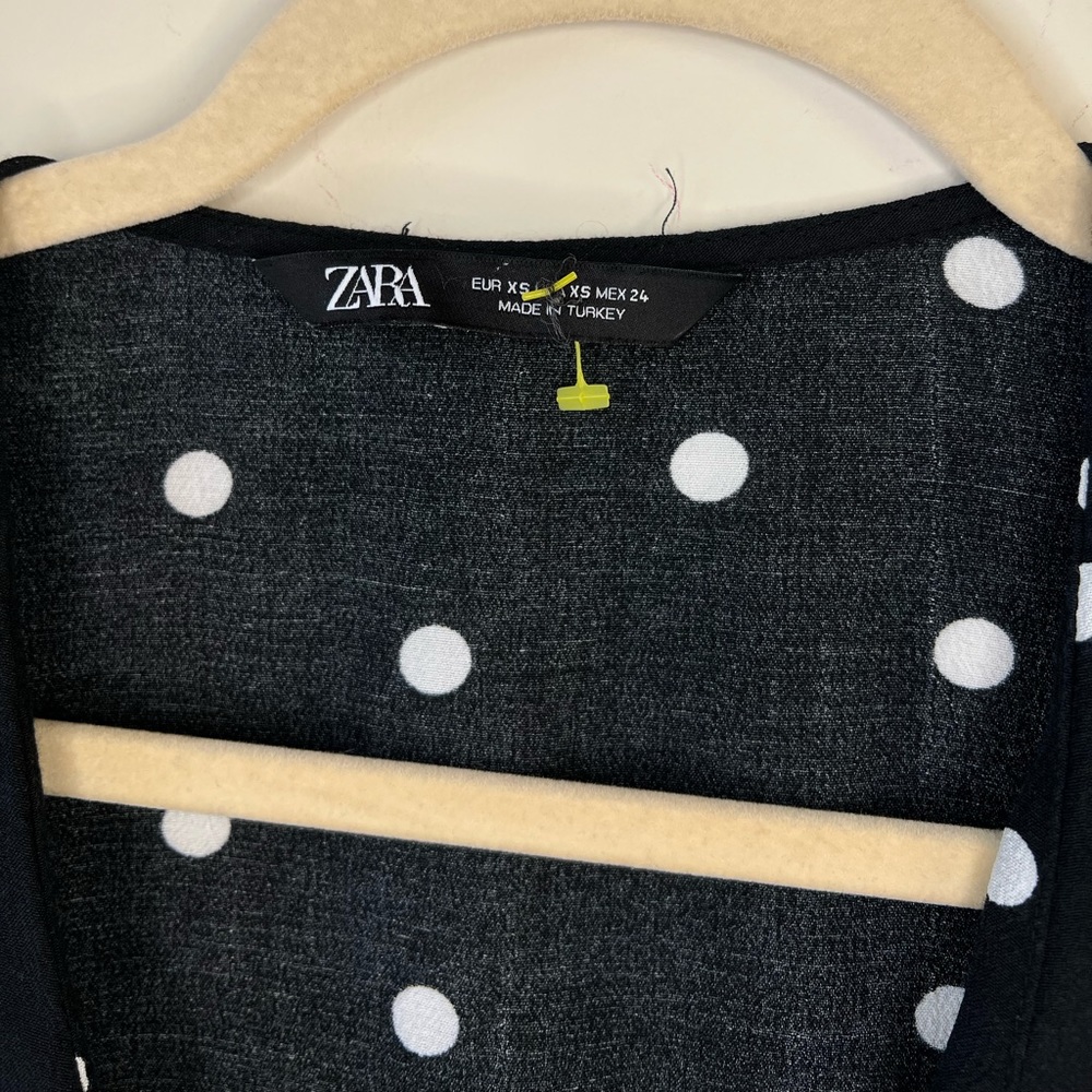 *SOLD* Zara Polka Dot Blouse - Picture 7 of 8